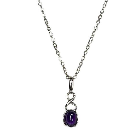 Pendant Necklace Silver Tone Chain and Pendant with Purple Faux Amethyst - Picture 1 of 10